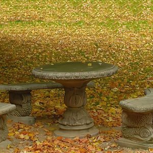 Runder Steinguss Tisch für den stilvollen Garten - Philyra / Etna