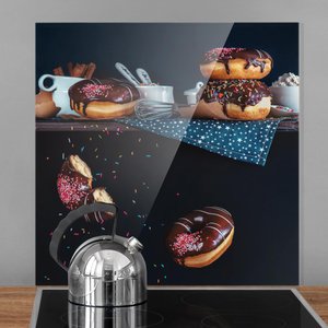 Spritzschutz Donuts vom Küchenregal