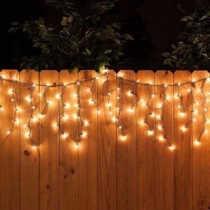 Giftmas Eiszapfen-Weihnachtsbeleuchtung - Weihnachtsbeleuchtung für den Außenbereich - 120 LEDs - 4m - Verkettbar bis zu 12m - Für Innen und Außen