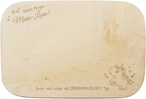 Gravierter Name auf Frühstücksbrett mit Einhorn 28x19x1,5 cm