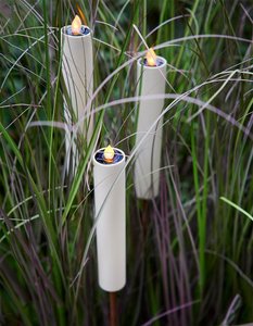 Solar LED Kerze mit Gartenstecker Flackernd Gartenfackel Partdeko Hochzeit 100cm