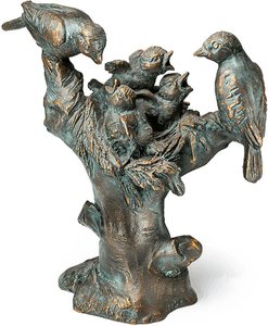 Gartenfigur Bronze Vogelfamilie im Baum - Vogelnest