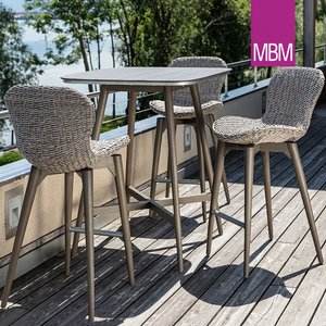 Quadratischer Bar-Tisch für den Garten aus Resysta von MBM - Bar Tisch Iconic / Stone Grey