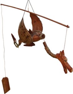 Auffälliges Windspiel in Drachenform aus Bambusholz - Komang