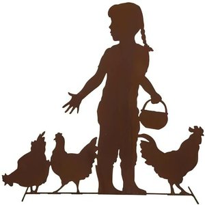 Große Rost Gartenskulptur Mädchen füttert Hühner - Hühnerfütterung