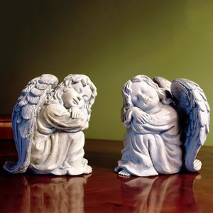 Schlafende Engel Gartenfiguren aus Steinguss - Cynthia / Olimpia